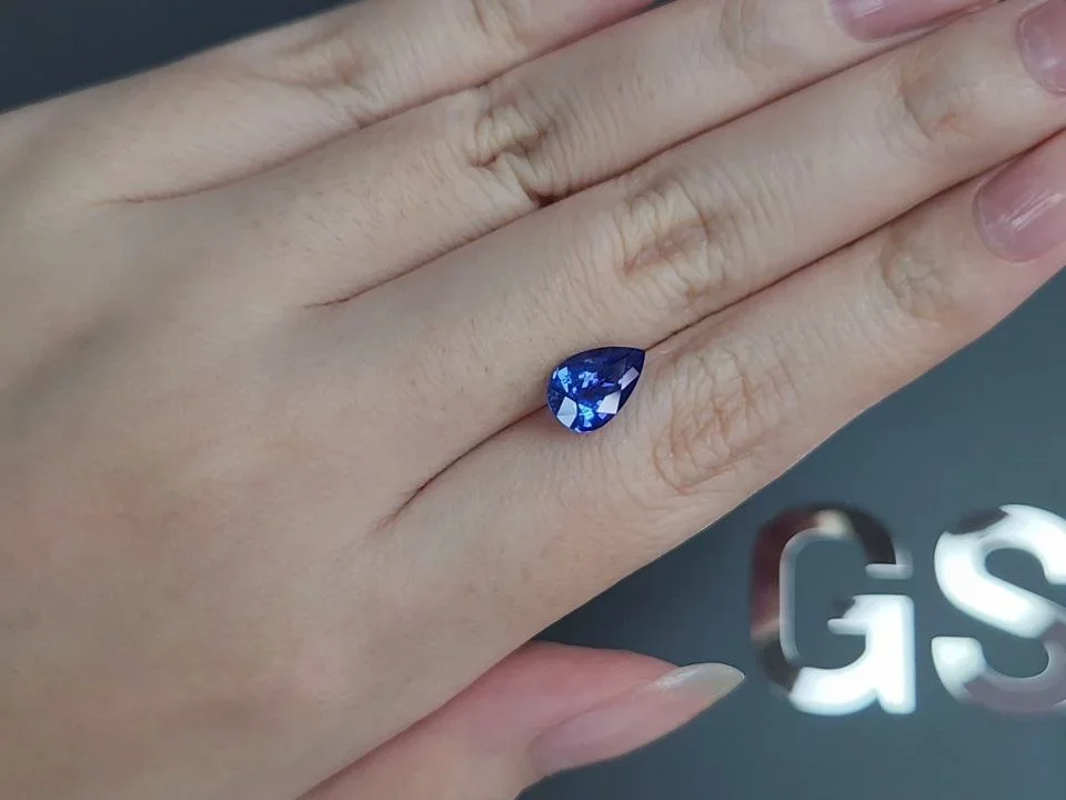 Intense blue sapphire in pear cut 2.24 carats, Sri Lanka Image №2
