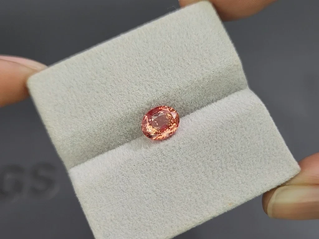 Unheated sapphire Padparadscha oval cut 2.00 carats, Sri Lanka  Image №4
