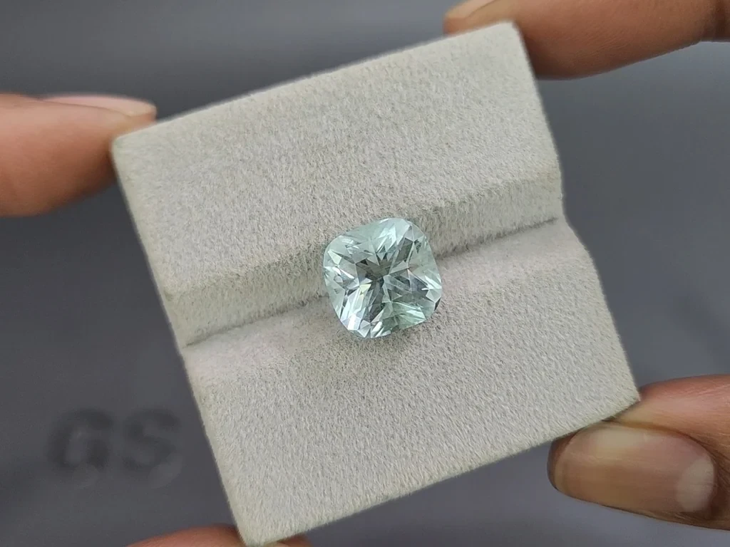 Aquamarine cushion cut  4.77 carats, Madagascar  Image №4