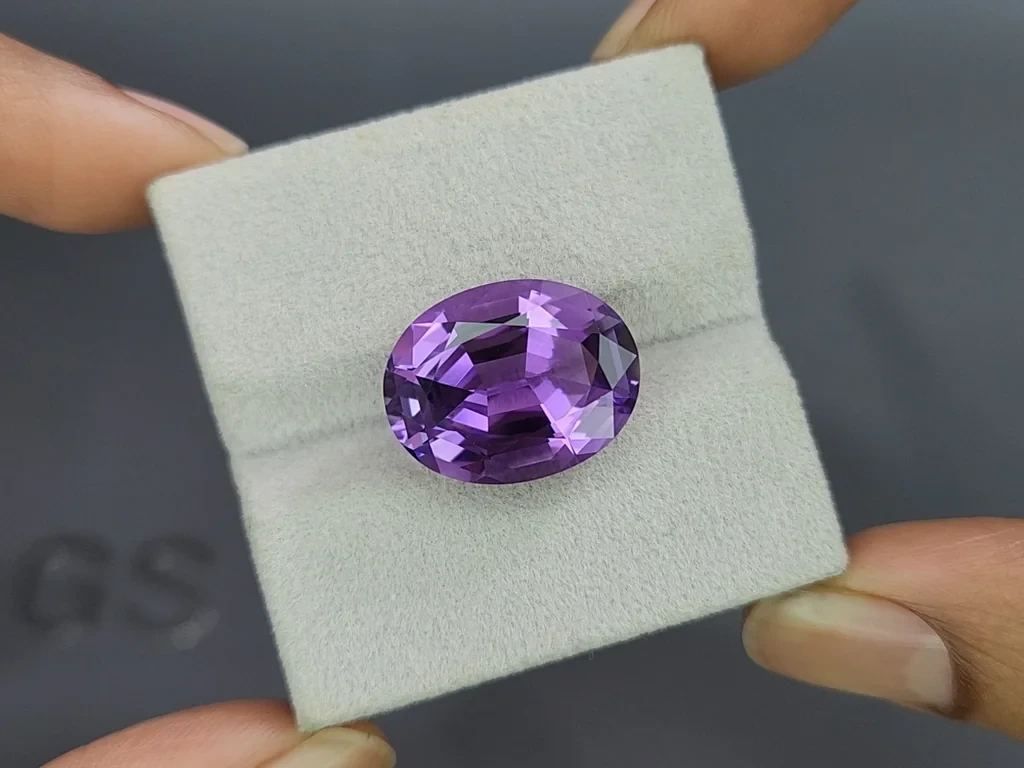 Amethyst high precisioncut oval cut 12.99 carats, Brazil Image №4
