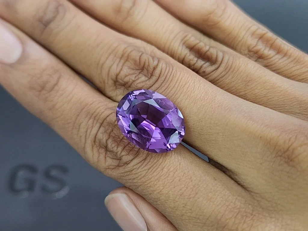 Amethyst high precisioncut oval cut 12.99 carats, Brazil Image №2