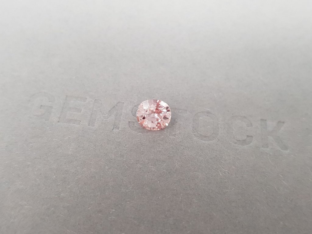 Unheated oval cut Padparadscha sapphire 1.03 ct, Madagascar Image №2