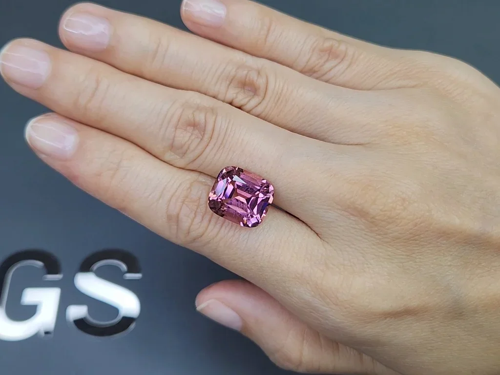 Cushion-cut pink tourmaline 8.37 carats, Africa Image №2
