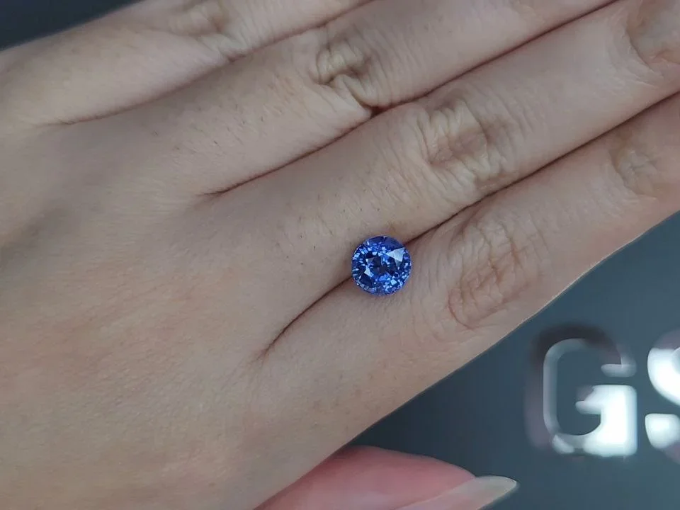 Cornflower blue sapphire in round cut 2.27 carats, Sri Lanka Image №3