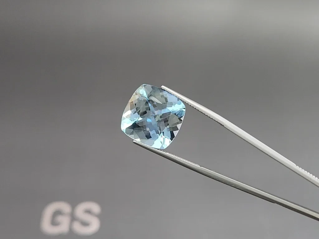 Large aquamarine cushion cut 13.26 carats, Africa Image №4