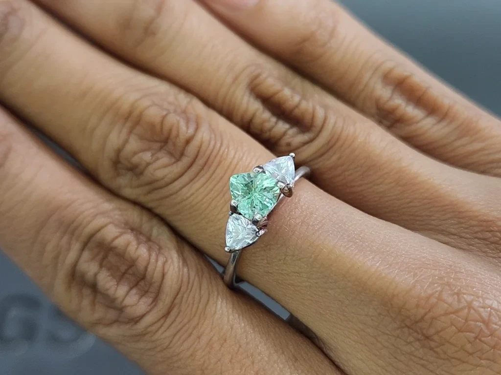 Paraiba tourmaline pear cut 0.84 carats, Mozambique Image №5