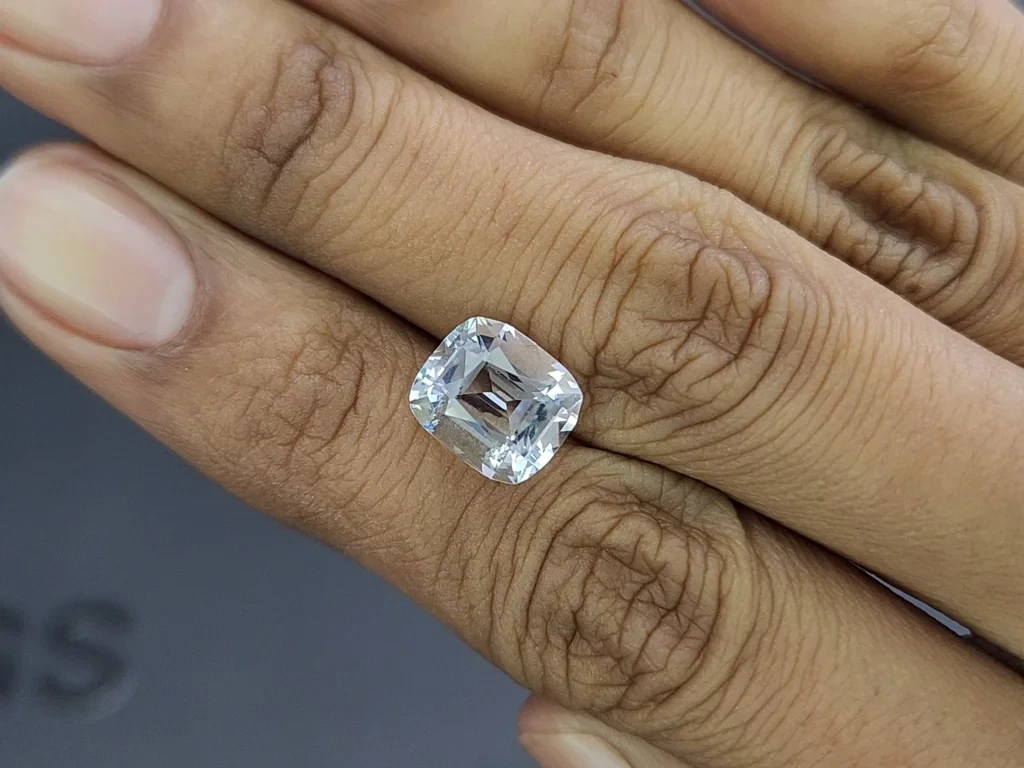 Aquamarine cushion cut 2.98 carats, Madagascar  Image №2