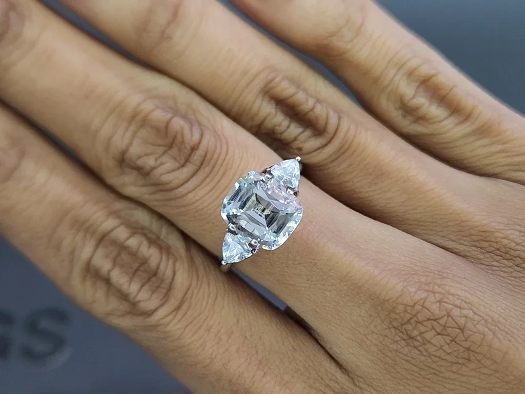 Aquamarine cushion cut 2.98 carats, Madagascar  Image №5