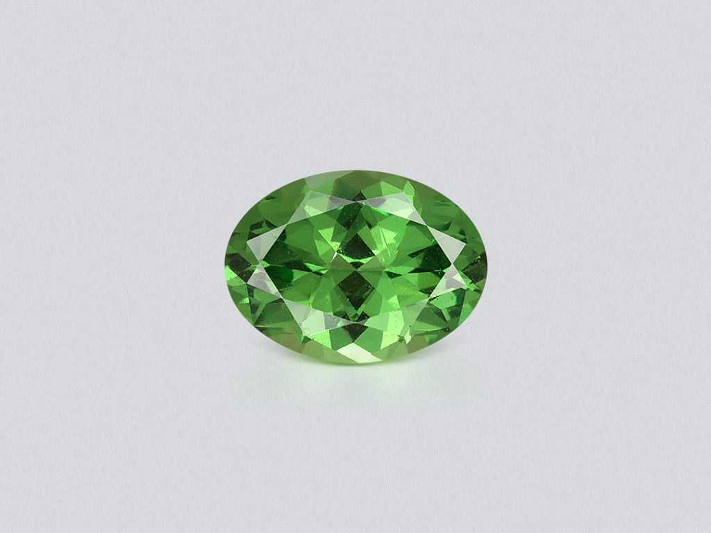 Tsavorite garnet oval cut 0.82 carats, Madagascar Image №1