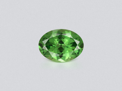 Tsavorite garnet oval cut 0.82 carats, Madagascar photo