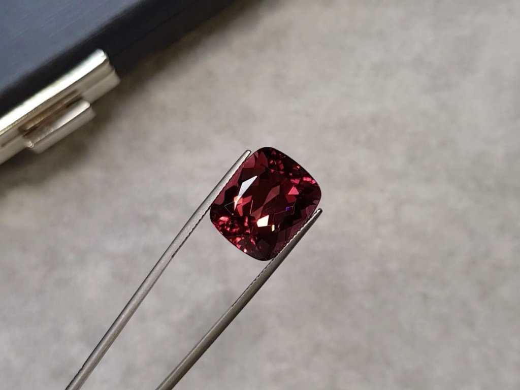 Bright, rich cushion cut rubellite 17.46 ct, Africa Image №3