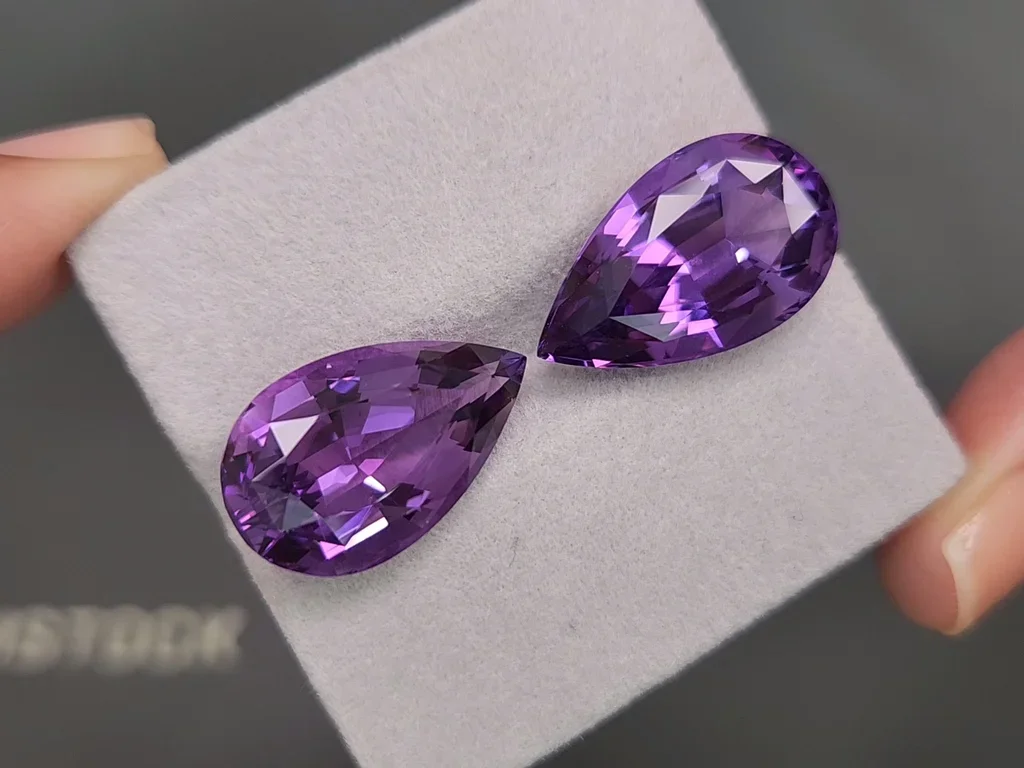 Pair of pear cut amethysts 22.25 carats Image №4