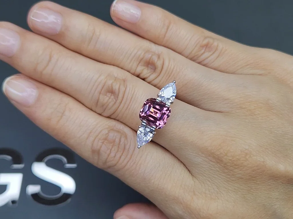 Cushion-cut pink tourmaline 3.10 carats, Africa Image №5
