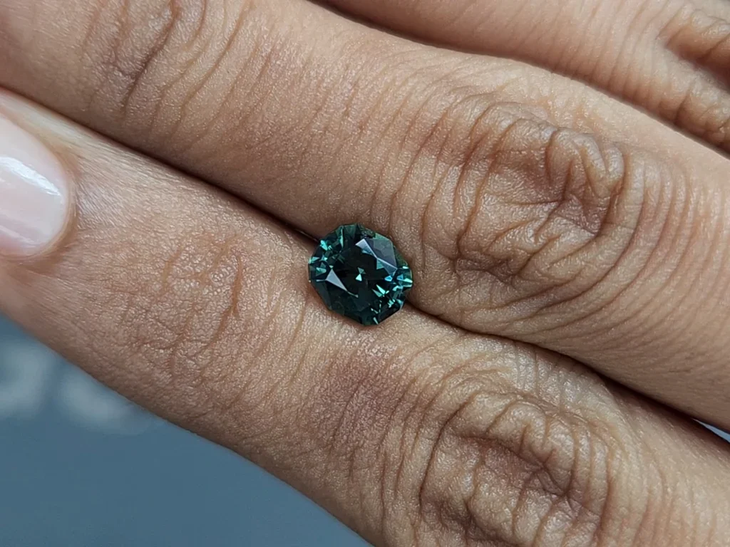 Green tourmaline cushion cut 1.24 carats, Africa Image №2