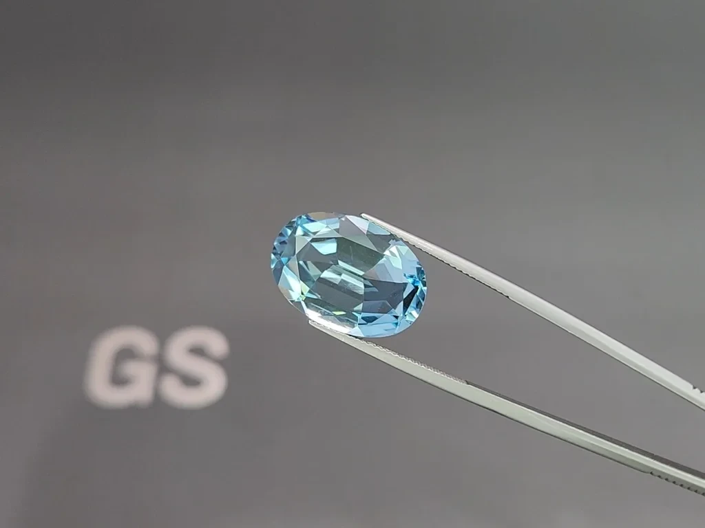 Large aquamarine oval cut 13.50 carats, Africa Image №3