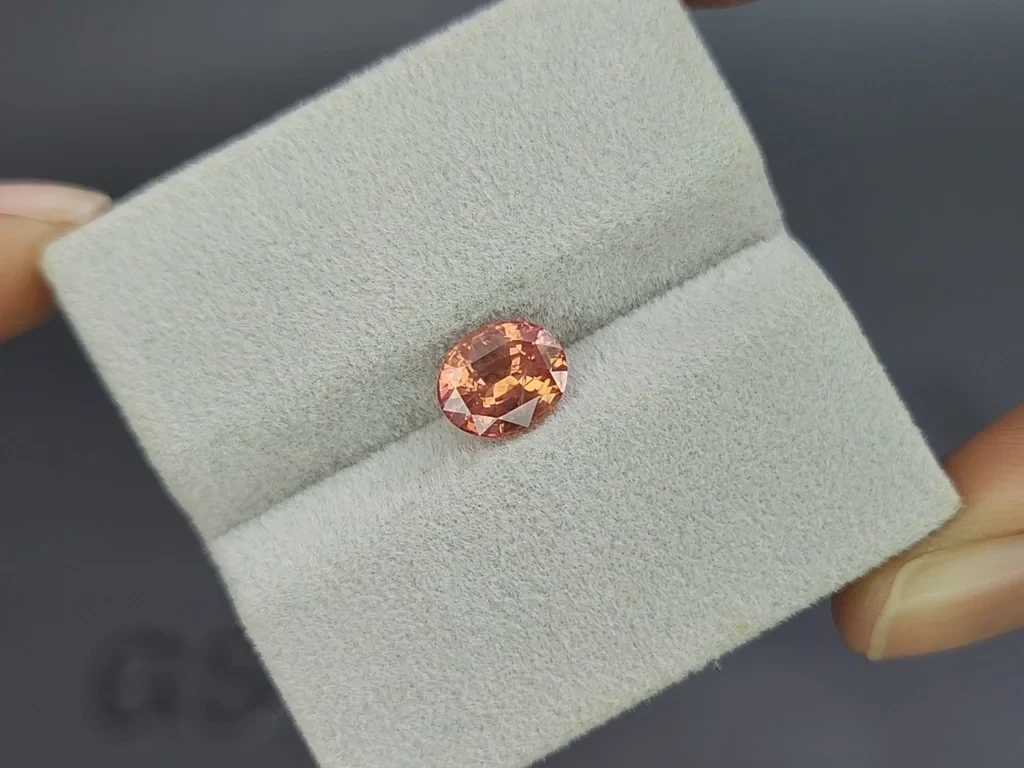 Unheated sapphire Padparadscha oval cut 2.06 carats, Sri Lanka  Image №4