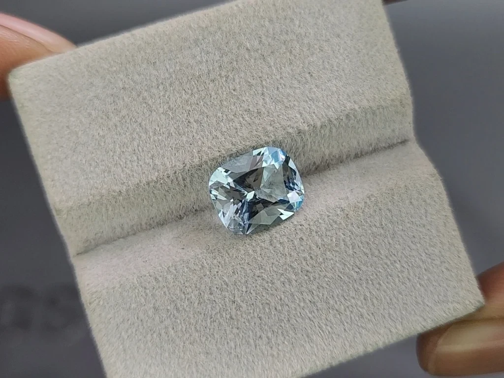 Aquamarine  cushion cut 2.43 carats, Madagascar  Image №4