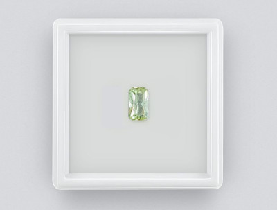 Radiant-cut green tourmaline, 0.69 carats, Afghanistan photo