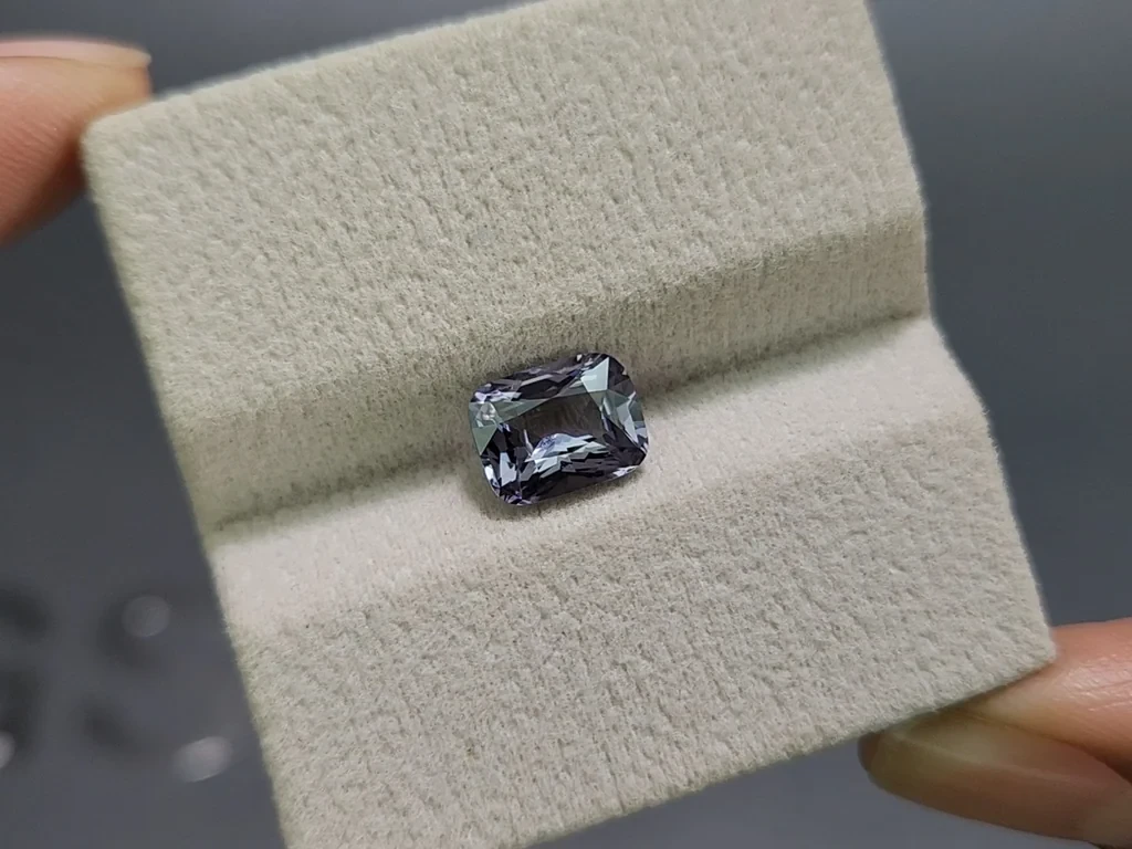 Violet spinel cushion cut 2.14 carats, Tanzania Image №4