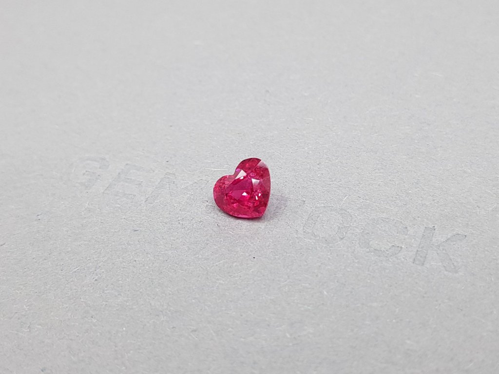 Vibrant heart cut Mahenge spinel 1.72 ct Image №3