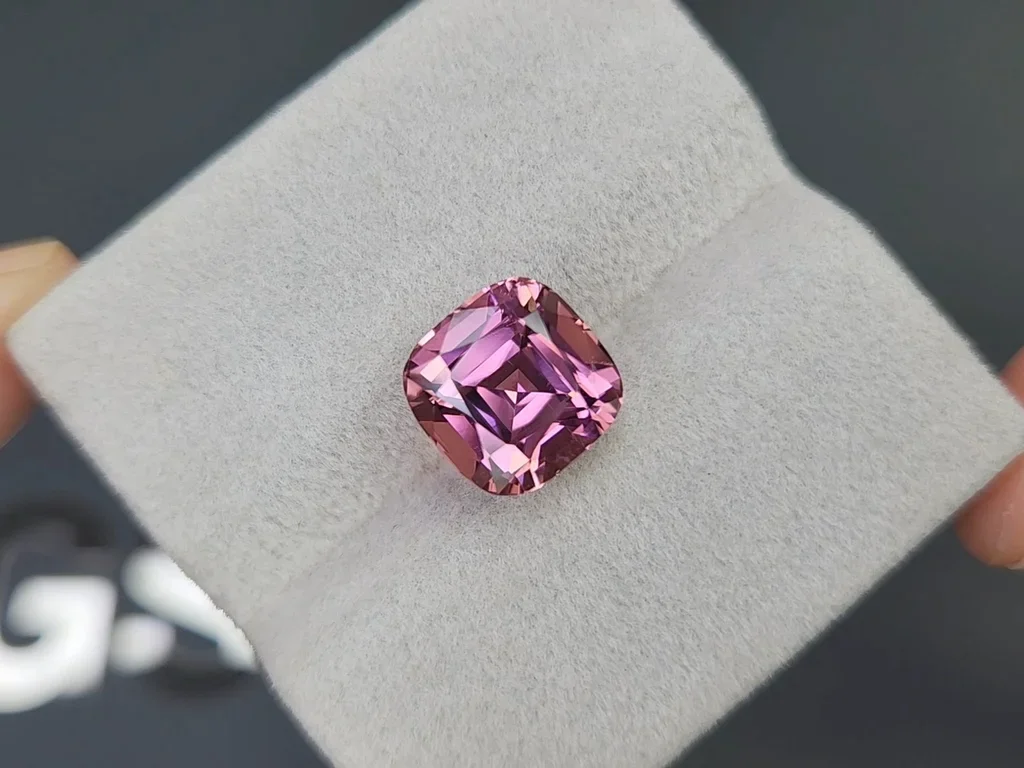 Cushion-cut pink tourmaline 6.52 carats, Africa Image №4