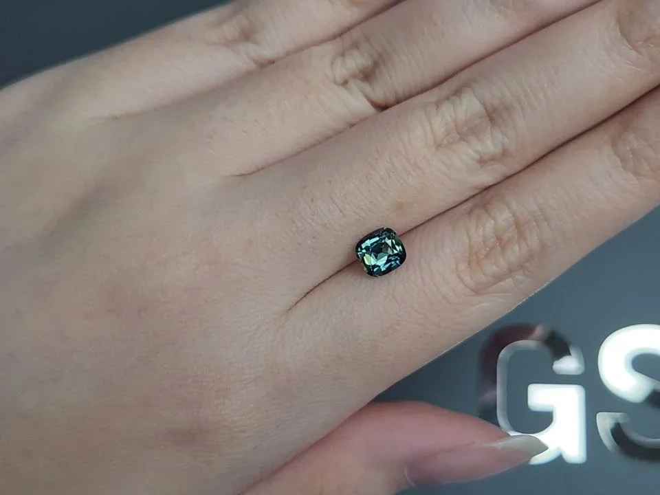 Unheated Teal sapphire in cushion cut 1.17 carats, Madagascar  Image №2