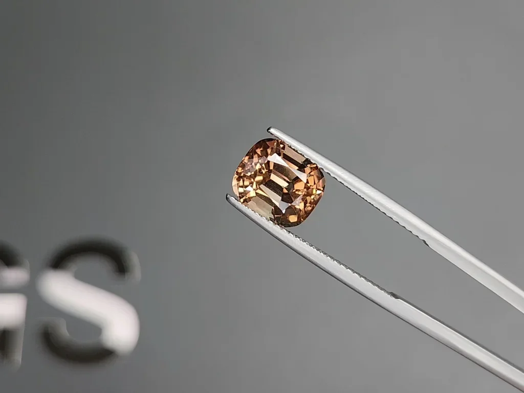 Tourmaline cushion cut 3.68 carats, Africa Image №3