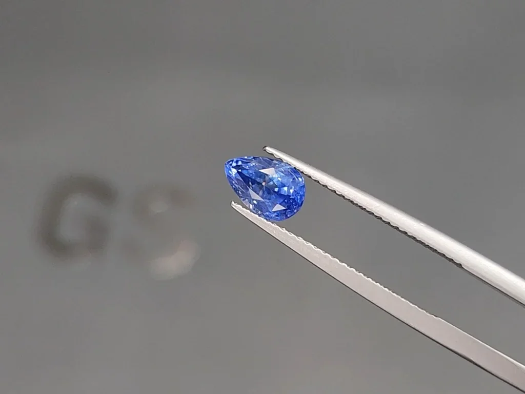 Unheated blue sapphire  pear cut 1.58 carats, Sri Lanka Image №3