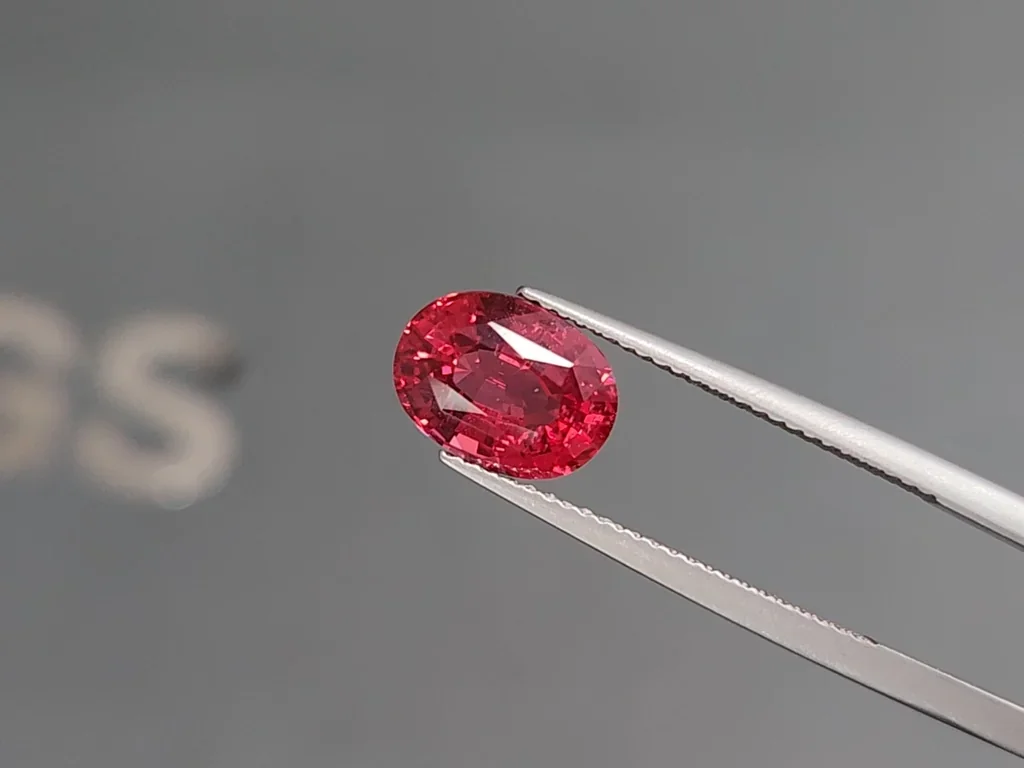 Red spinel Mahenge oval cut 3.16 carats, Tanzania Image №3