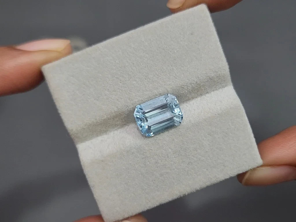 Aquamarine octagon cut 3.76 carats, Madagascar Image №4