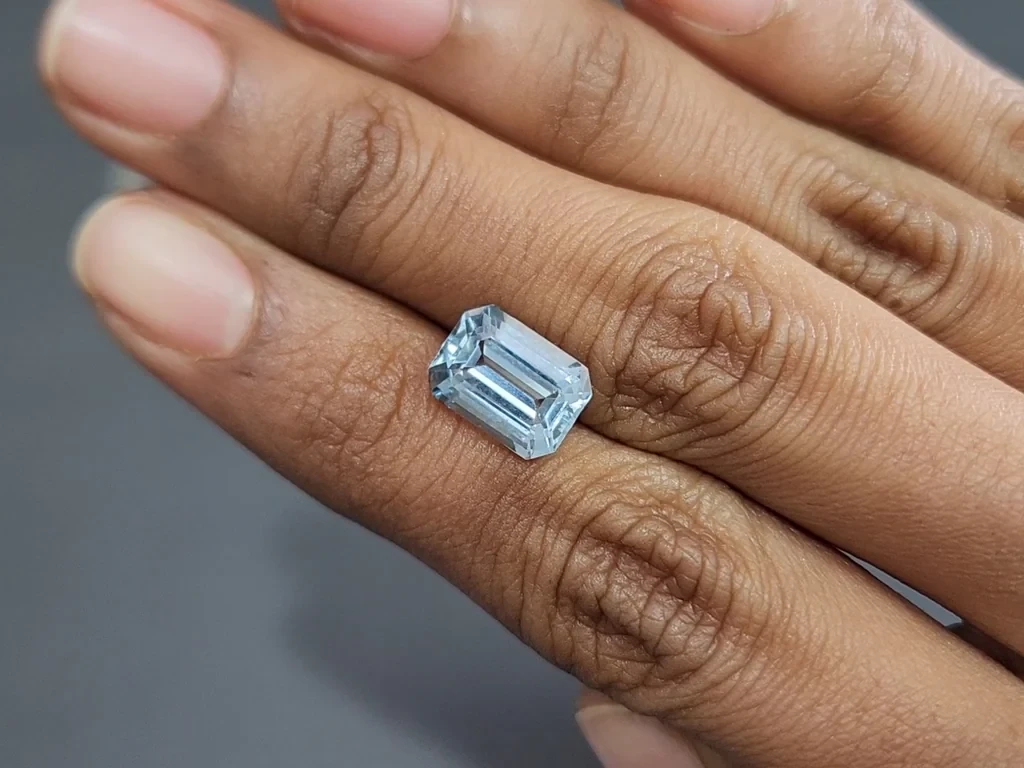 Aquamarine octagon cut 3.76 carats, Madagascar Image №2