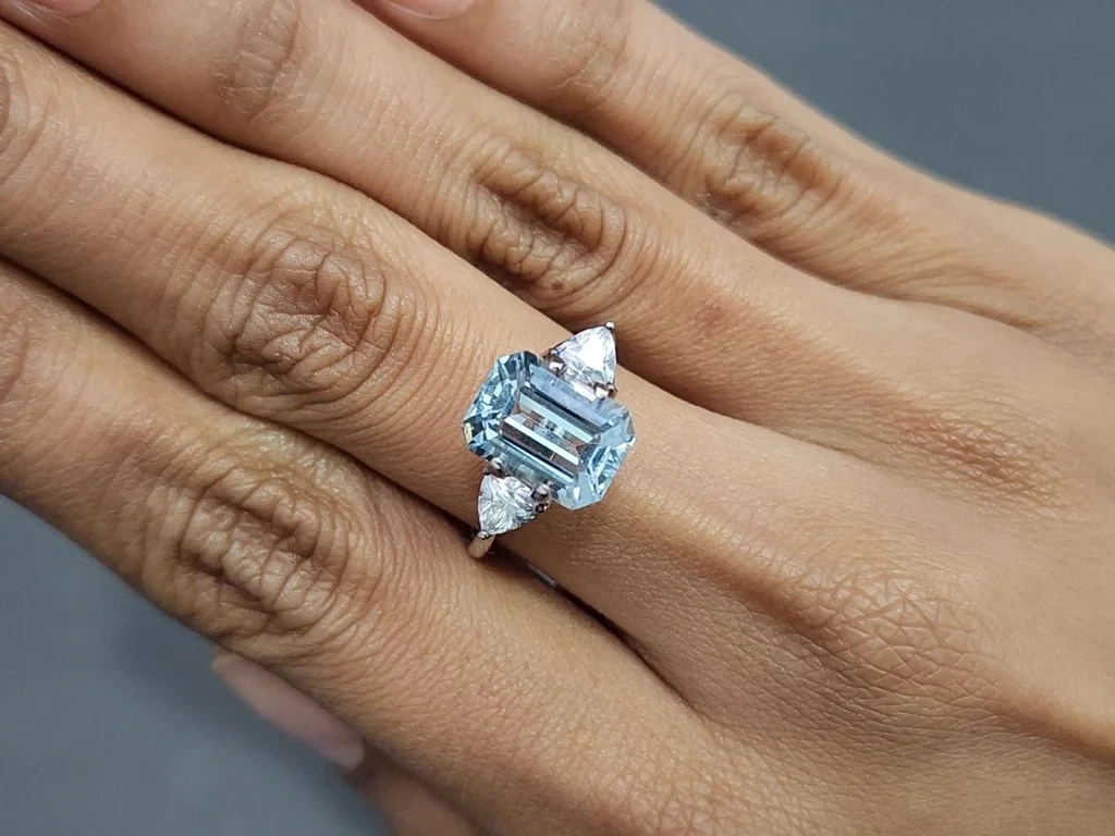 Aquamarine octagon cut 3.76 carats, Madagascar Image №5