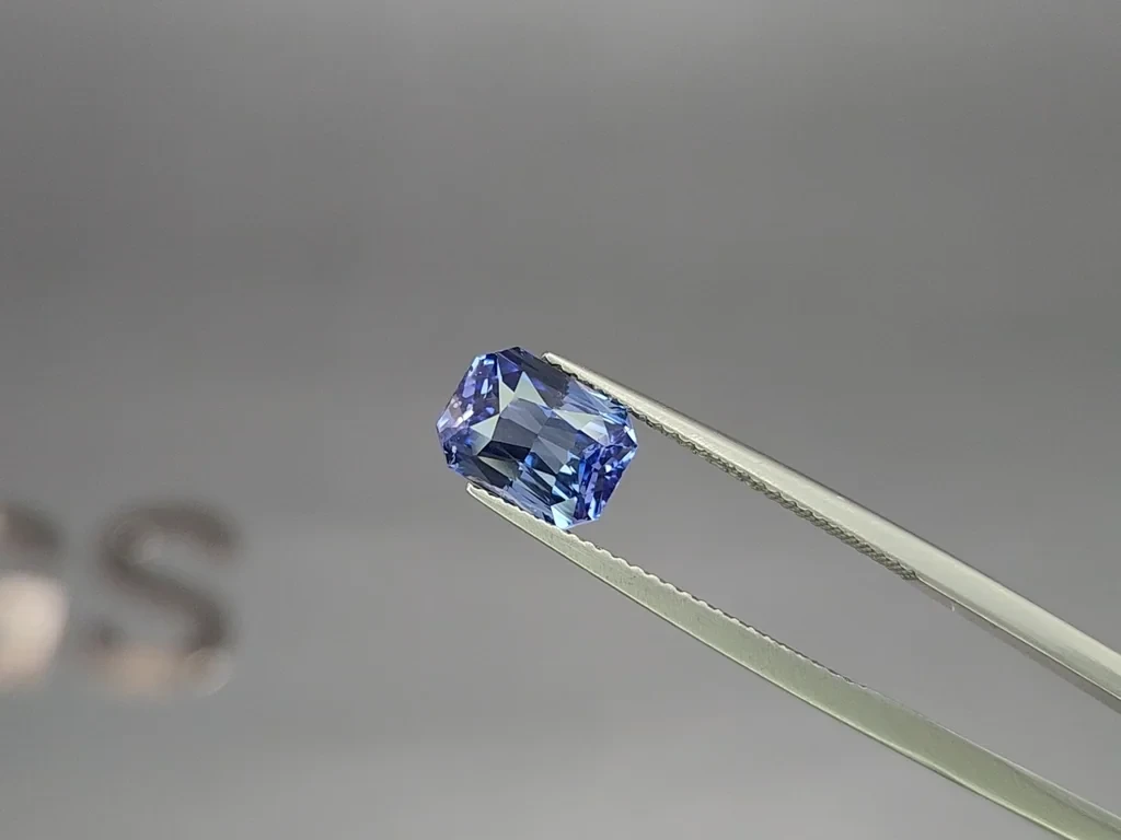 Blue sapphire radiant cut 3.05 carats, Sri Lanka Image №3