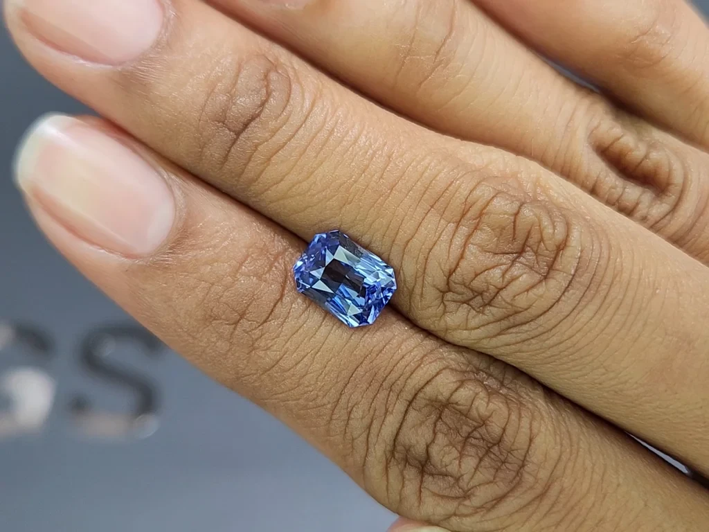Blue sapphire radiant cut 3.05 carats, Sri Lanka Image №2