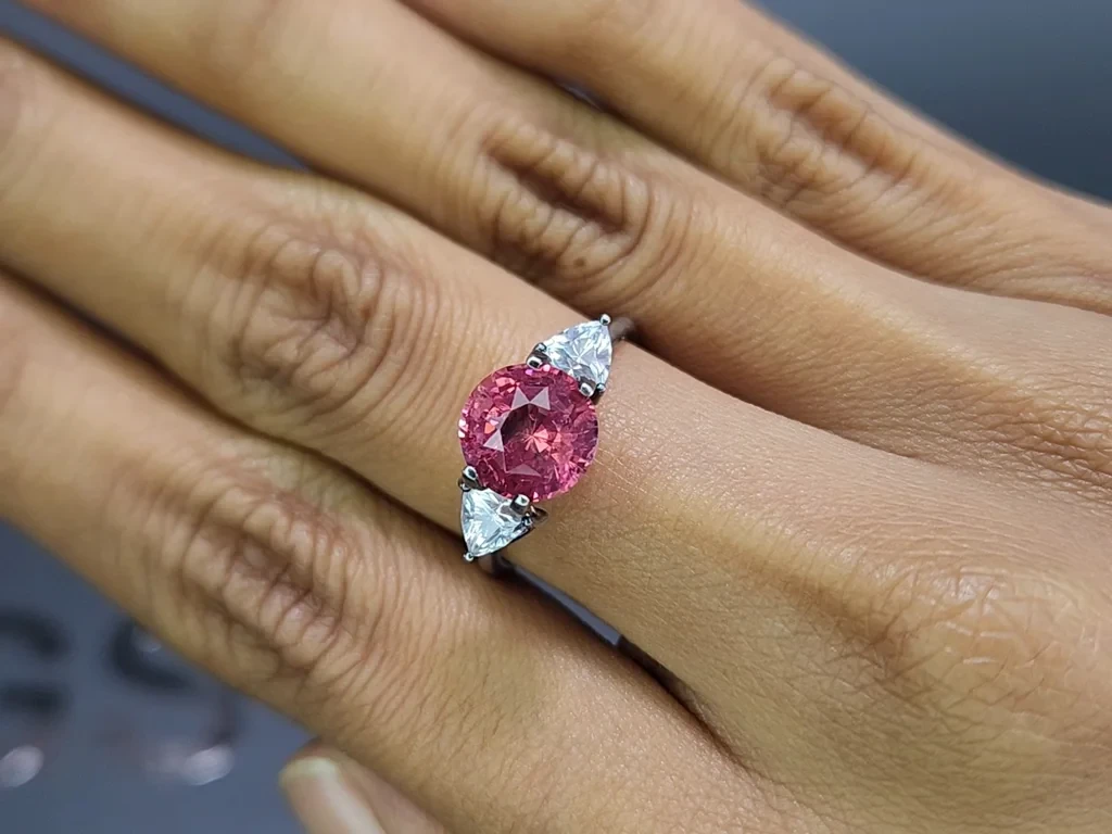 Spinel Mahenge round cut 3.00 carats, Tanzania Image №5