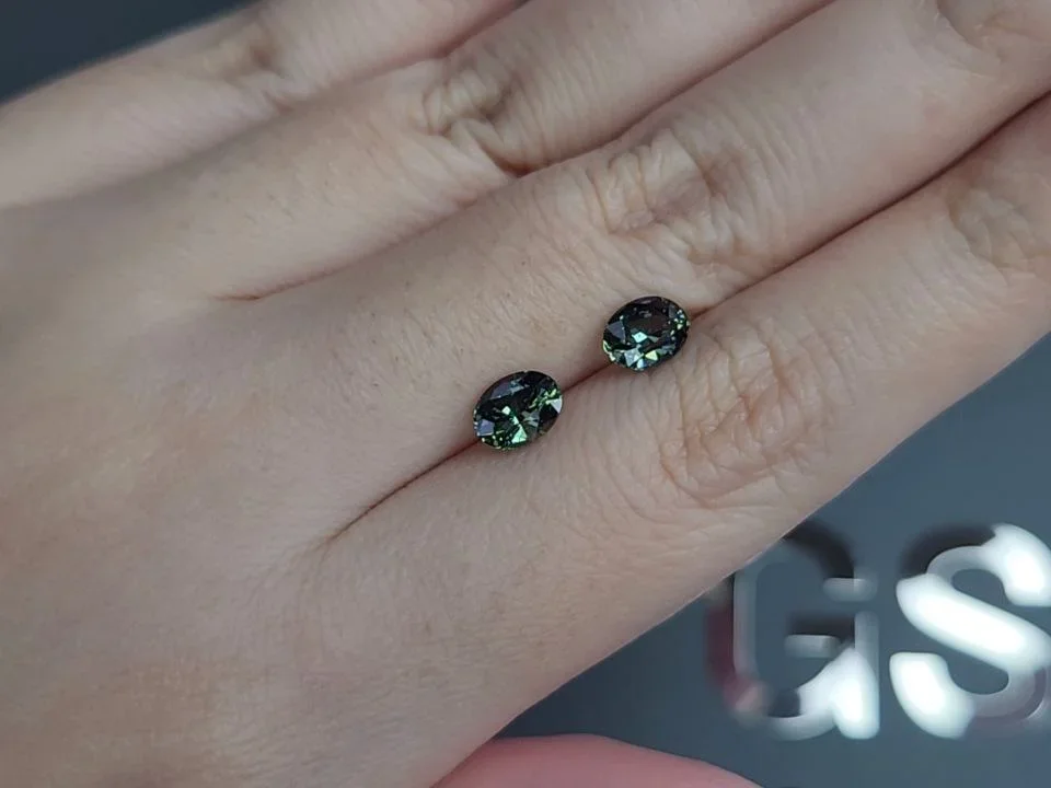 Pair of unheated Teal sapphires in oval cut 2.25 carats, Madagascar  Image №2