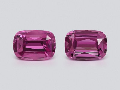 Pair of rhodolite garnets  cushion cut 2.25 carats, Tanzania photo