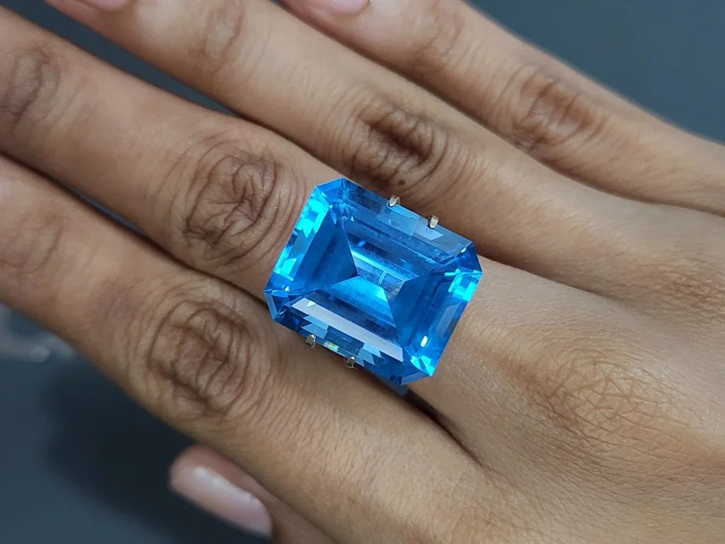Large topaz Swiss Blue octagon cut 30.60 carats, Brazil Image №2