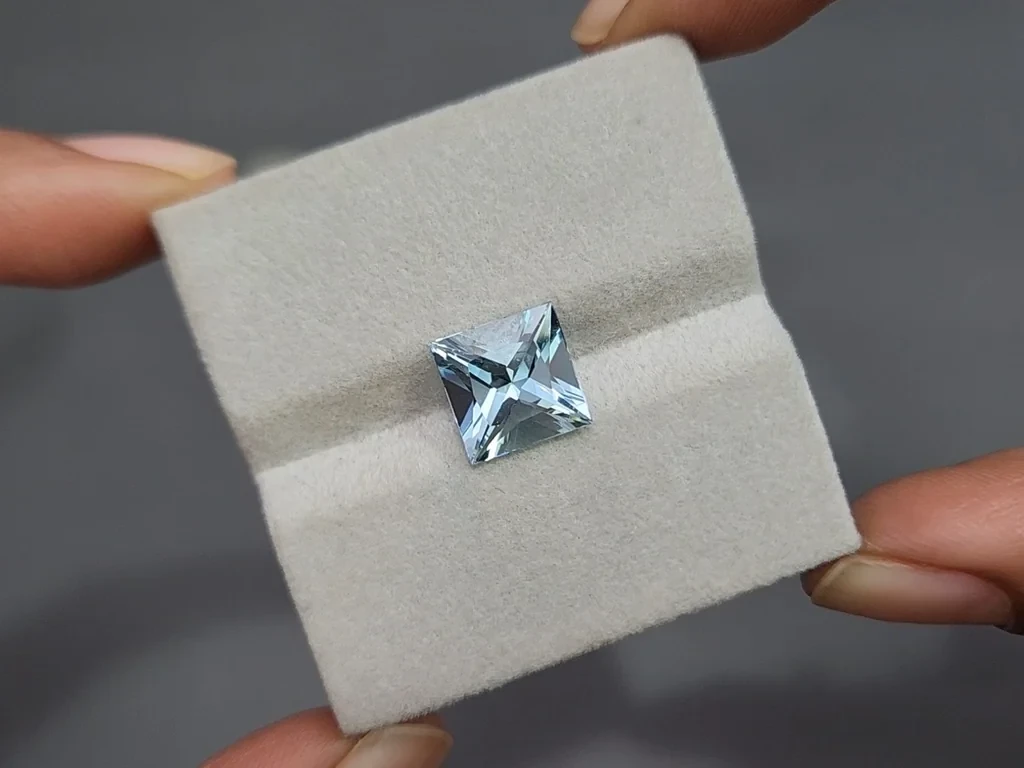 Aquamarine princess cut 3.53 carats, Madagascar  Image №4