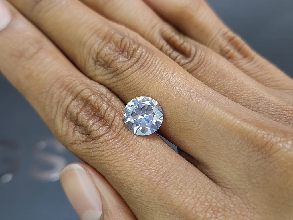 White sapphire round cut 3.85 carats , Sri Lanka Image №2