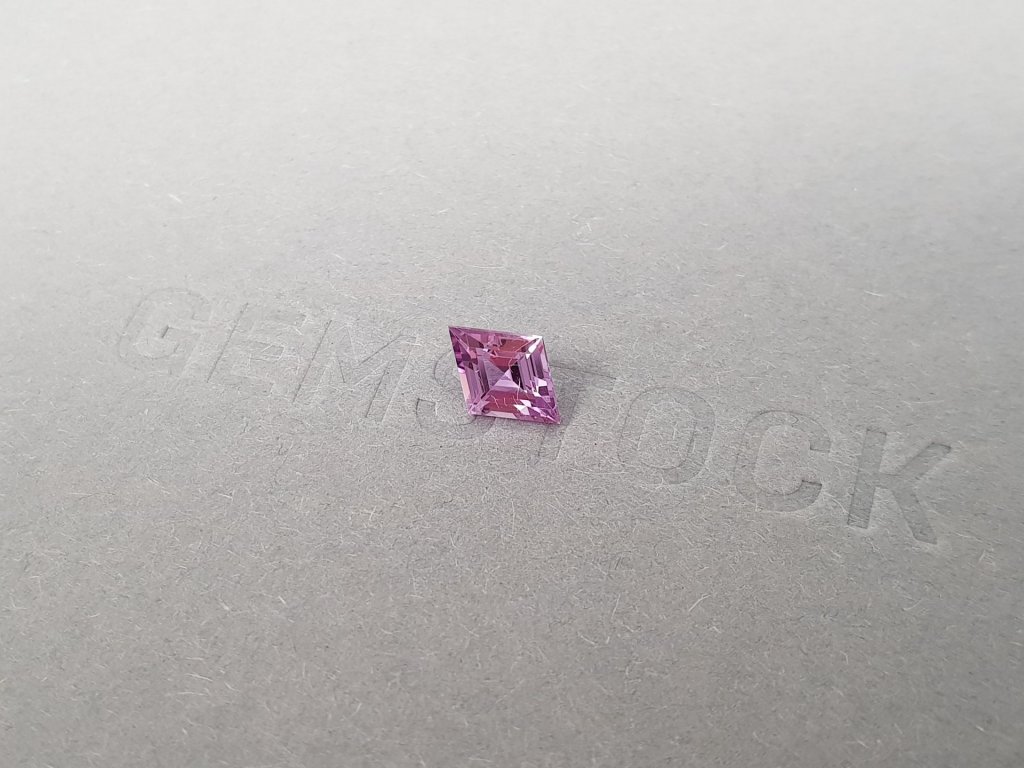 Unheated pink sapphire fancy cut 0.96 ct, Madagascar Image №2