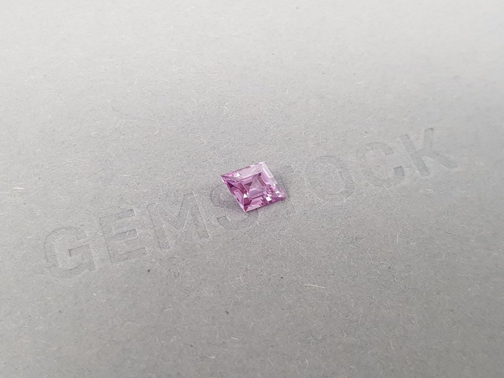 Unheated pink sapphire fancy cut 0.96 ct, Madagascar Image №3