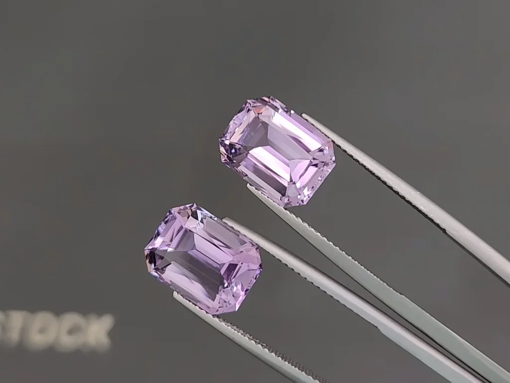 Pair of octagon cut amethysts 11.12 carats  Image №3