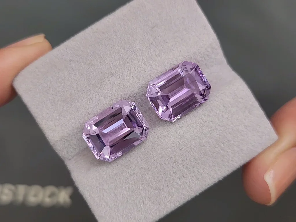 Pair of octagon cut amethysts 11.12 carats  Image №4