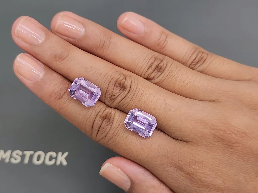 Pair of octagon cut amethysts 11.12 carats  Image №2