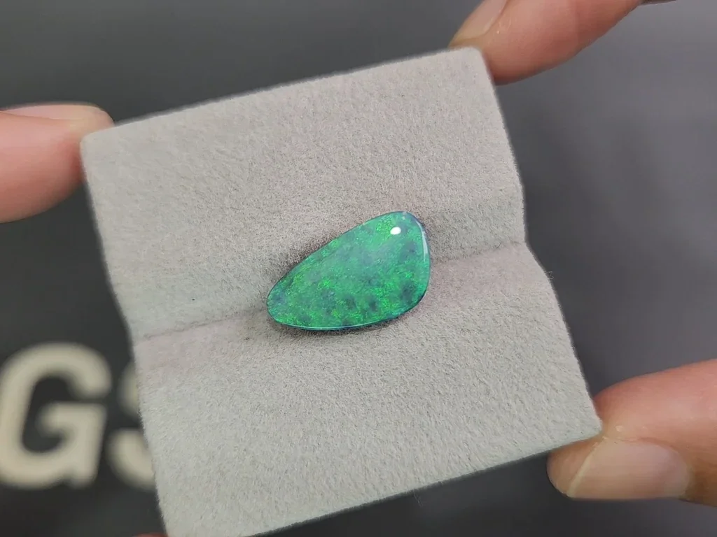 Doublet opal cabochon cut 4.14 carats, Australia Image №4