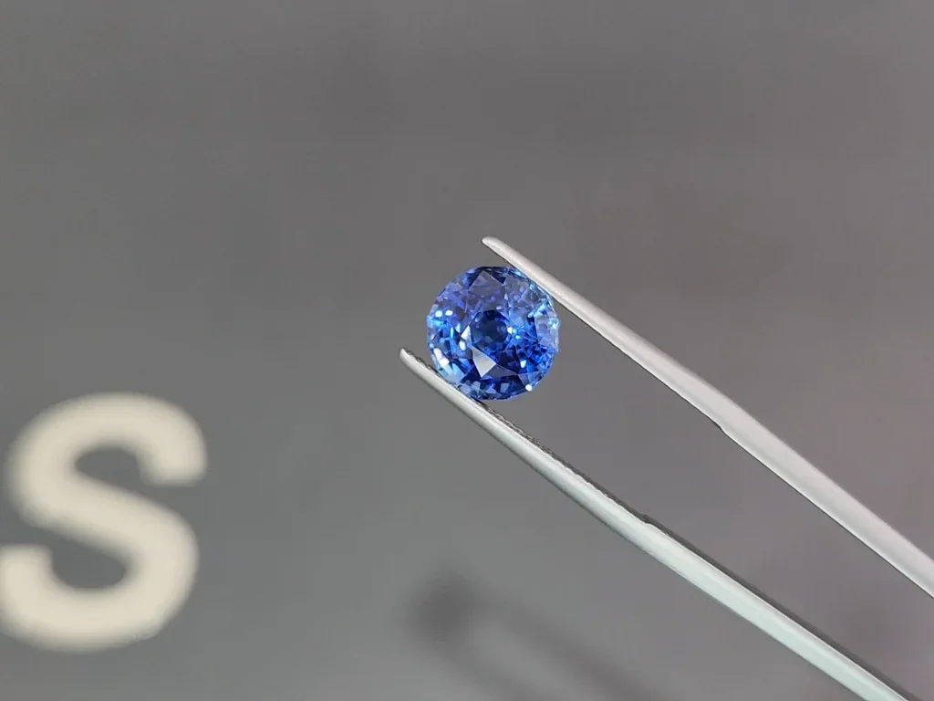 Blue sapphire Cornflower Blue round cut 4.14 carats, Sri Lanka Image №3