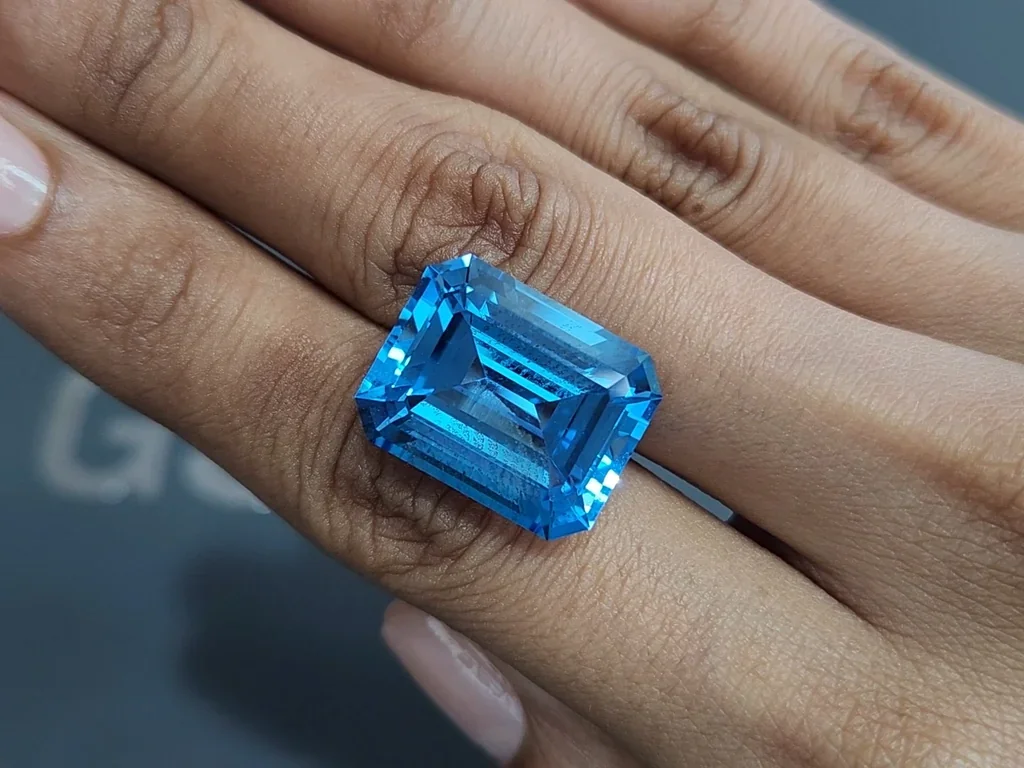 Large topaz Swiss Blue octagon cut 27.20 carats, Brazil Image №2