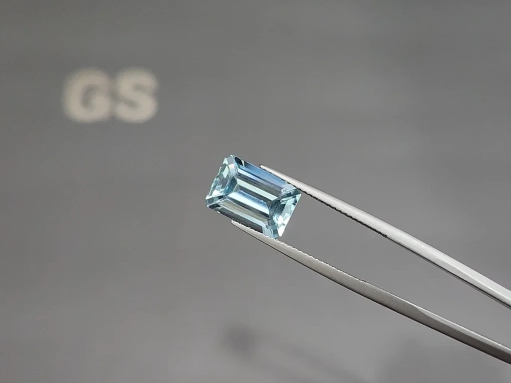 Aquamarine octagon cut 3.51 carats, Madagascar Image №3