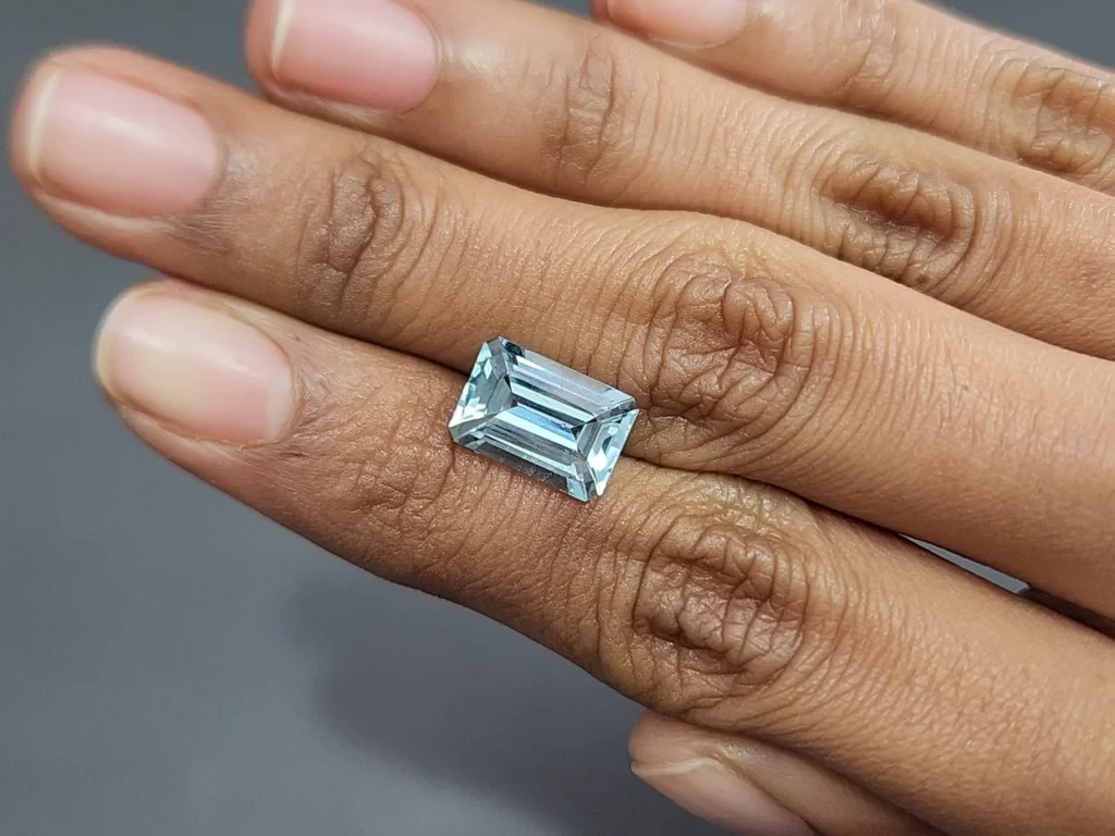 Aquamarine octagon cut 3.51 carats, Madagascar Image №2